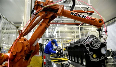 Die Gesamtgröße der chinesischen Fertigungsindustrie ist seit 14 Jahren in Fo...
