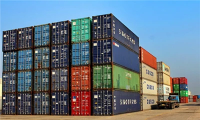 Containerpreise steigen, während chinesische Unternehmen mit der Krise am Rot...