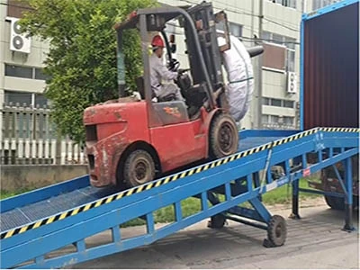 Gezeichneter CHQ 10B21-Transport nach Malaysia